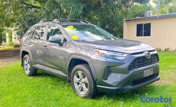 jeepetas y camionetas - Toyota rav4 2022 3