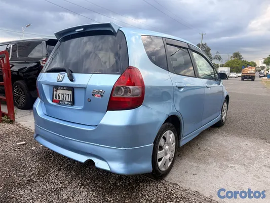carros - 2008 HONDA FITS 3