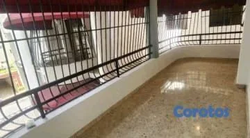 Apartamento en Alquiler en Naco 3 habitaciones 2.5 baño 2 parqueos