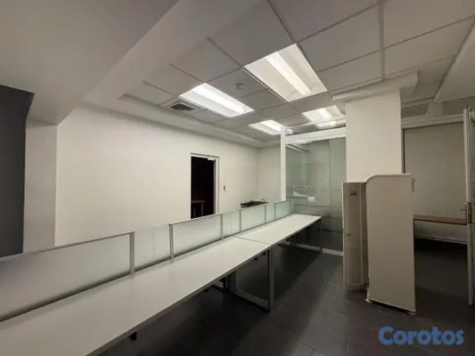 oficinas y locales comerciales - OFICINA INDEPENDIENTE DE 800 M² EN ALQUILER EN NACO | AV. TIRADENTES 10
