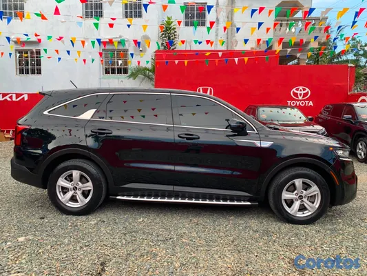 jeepetas y camionetas - 2021 Kia Sorento lx clean 
financiamiento disponible  4