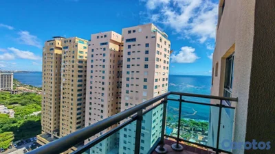 Apartamento Amueblado en Alquiler Frente al Mar en Santo Domingo