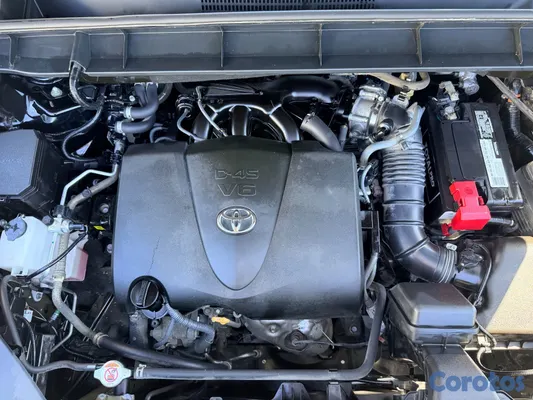 jeepetas y camionetas - 2021 TOYOTA HIGHLANDER XLE  7