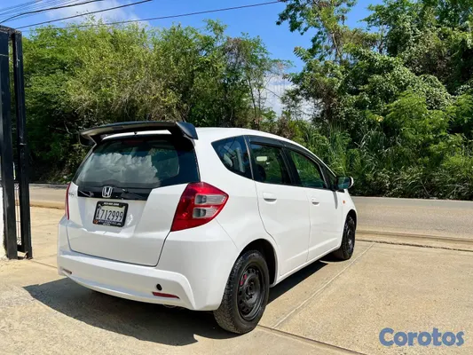 carros - Honda Fit 2010   Versión Japones 8