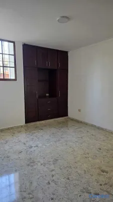 apartamentos - ANACAONA AMPLIO APARTAMENTO 220 MTS CON LÍNEA BLANCA Y EXCELENTE ILUMINACIÓN 7