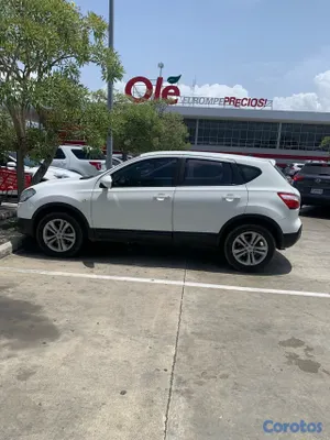 jeepetas y camionetas - Nissan Qashqai gas y gasolina  10