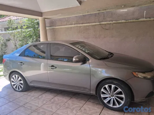 carros - 🚗 Kia Forte EX 2010 — MOTOR FUNDIDO — RD$150,000 2