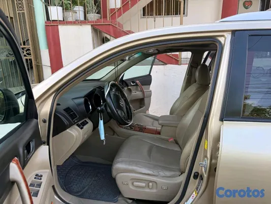 jeepetas y camionetas - Toyota higlander limited 2010 7