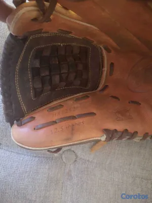 Artículos Deportivos - Guante Louisville Slugger TPX 12.5" de Cuero – Béi 3
