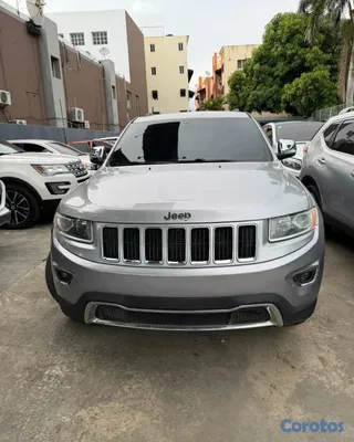 jeepetas y camionetas - JEEP GRAND CHEROKEE LAREDO 2015 3