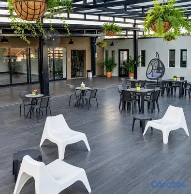 oficinas y locales comerciales - Oficina privada amueblada de 15 m² en Los Prados 5