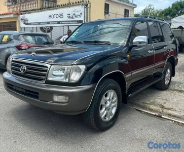 Toyota Land Cruiser VX 2004