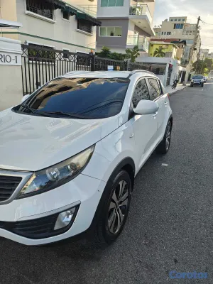 jeepetas y camionetas - KIA SPORTAGE 2012 EXCELENTE CONDICIONES. PRECIO NEGOCIALBLE. 3