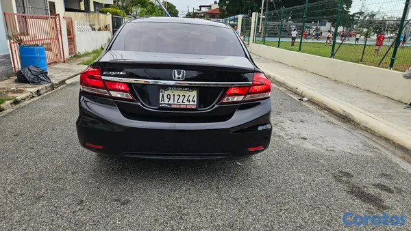 carros - Honda civic 2015 clean carfax  9