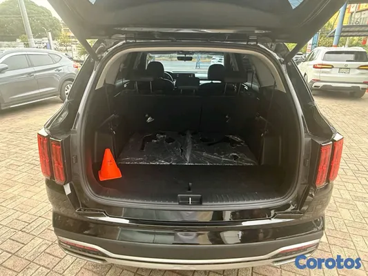jeepetas y camionetas - kia sorento lx 2023 3