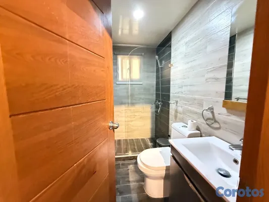 apartamentos - vendo en el millón piso 5 tres habitaciones 2.5 baños dos parqueos estudio servi 7