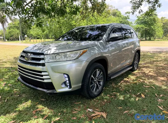 jeepetas y camionetas - Toyota higlander xle 2019 2