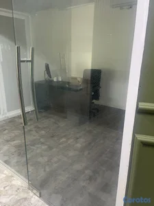 Alquilo local para oficina
