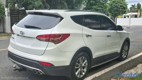 jeepetas y camionetas - Hyundai Santa Fe Excelentes Condiciones 4