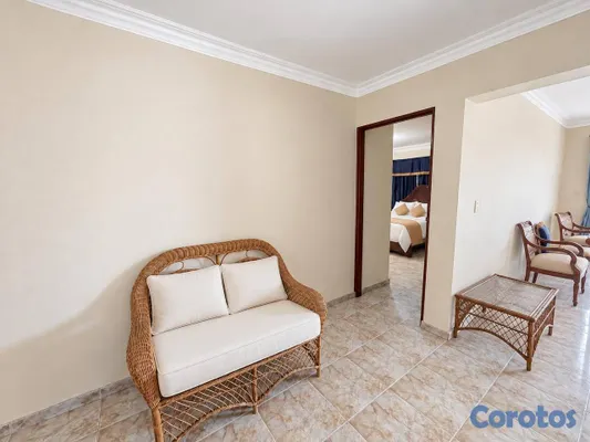 apartamentos - Apartamento de 3 habitaciones en venta en Renacimi 14