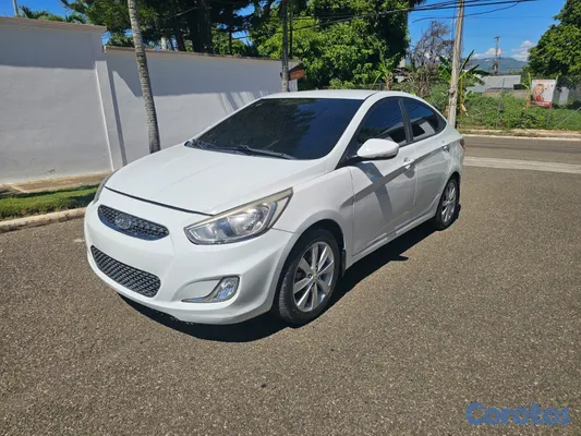 carros - HYUNDAI ACCENT 2012 3