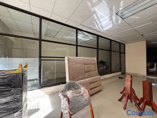 otros inmuebles - Edificio de 3 Niveles en Venta en el Centro de San 16