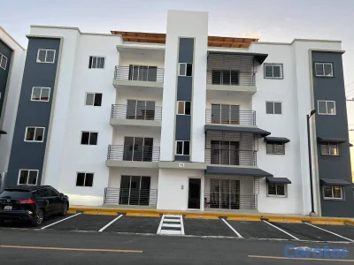 HERMOSO APARTAMENTO CON TERRAZA PRIVADA EN ALQUILER
