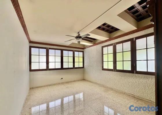 casas - Casa 2do Piso para Oficinas en alquiler de 3 habit 11