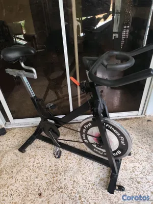 Artículos Deportivos - bicicleta estacionaria con ajuste de fuerza  2
