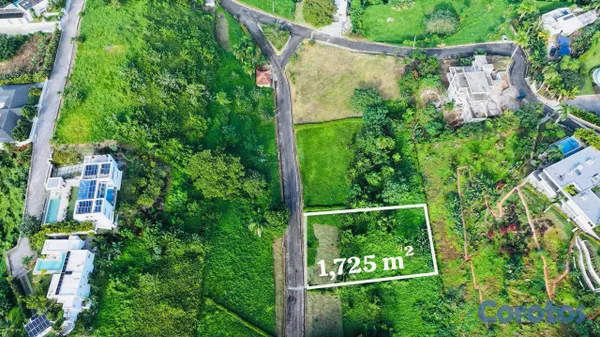 solares y terrenos - Terreno de 1,725 refugio de Oro en las Montañas 3