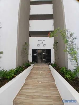 apartamentos - Apto en la av. Jacobo Majluta, casa club con pisci 8