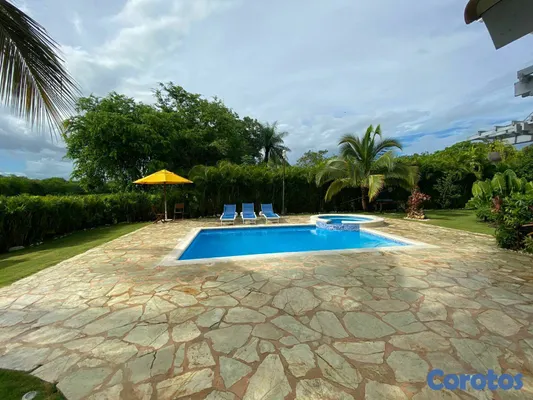 otros inmuebles - HERMOSA VILLA CON VISTA AL CAMPO DE GOLF 3