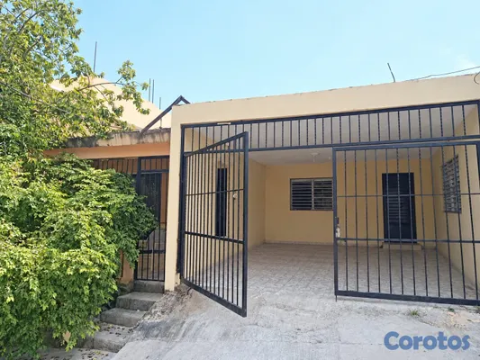casas - Casa de 3 habitaciones con título en Los Jardines  10