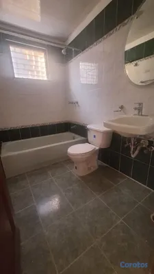 apartamentos - APARTAMENTO EN ALQUILER – LOS RESTAURADORES. Primer nivel.
 12