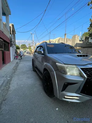 jeepetas y camionetas - Toyota fortuner 2008 como nueva poco uso  5