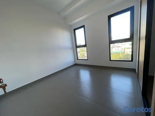 apartamentos - Apartamento listo de 3 habitaciones con hermosa vi 4