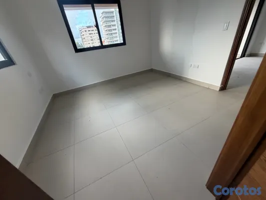 apartamentos - vendo nuevo Evaristo Morales piso 3 una habitación 1.5 baños parqueo área social 18
