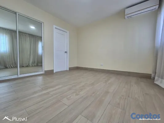 oficinas y locales comerciales - Apartamento en alquiler en Paraiso 6
