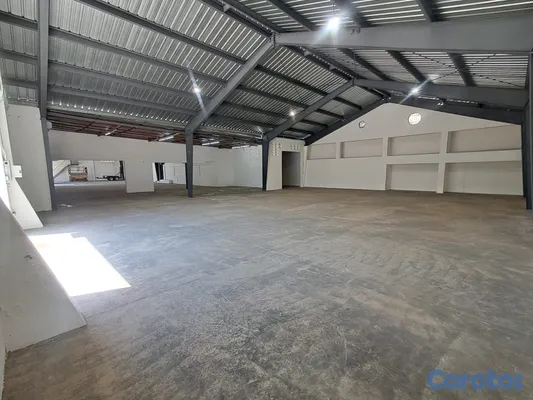 otros inmuebles - Alquilo Nave 2,000 mts en Herrera  8