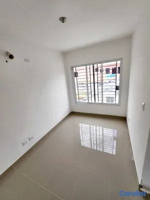 casas - CASA EN ALQUILER  en  Segundo Nivel próx. Avenida  14