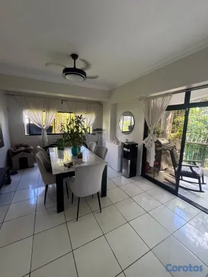 apartamentos - vendo Gazcue tercer nivel 4 habitaciones 2.5 baños dos parqueos family balcón  2