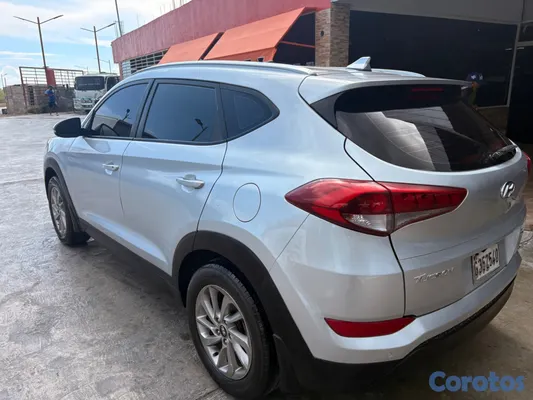 jeepetas y camionetas - Hyundai Tucson 2016   6