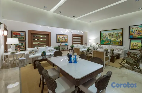 casas - ¡Amplia y Moderna Casa de un Solo Nivel con Piscina en Los Cacicazgos! 7
