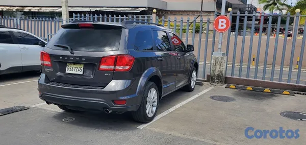 jeepetas y camionetas - Dodge Journey SXT 3.6 2017 nítida  8