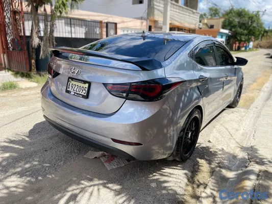 carros - Hyundai elantra 2015 9