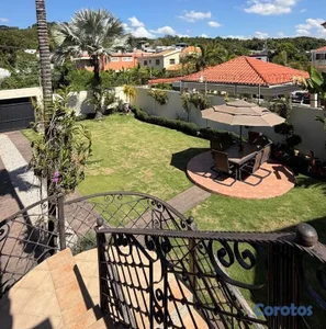 Lujosa casa en Los Cerros|Patio Amplio, Doble Cocina y Apartamento Independiente