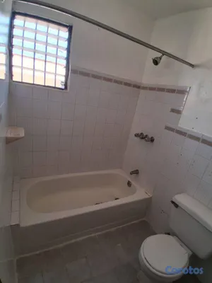 casas - Casa de 2 niveles en residencial cerrado en El Mil 6