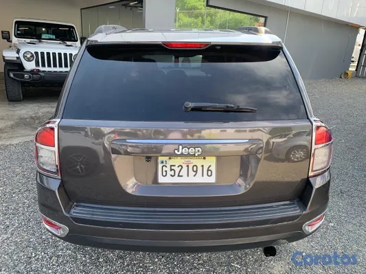 jeepetas y camionetas - JEEP COMPASS SPORT 2015 COMO NUEVO.. 4