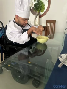 Se busca joven estudiante para apoyo académico
