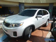 jeepetas y camionetas - KIA SORENTO LX 2015
